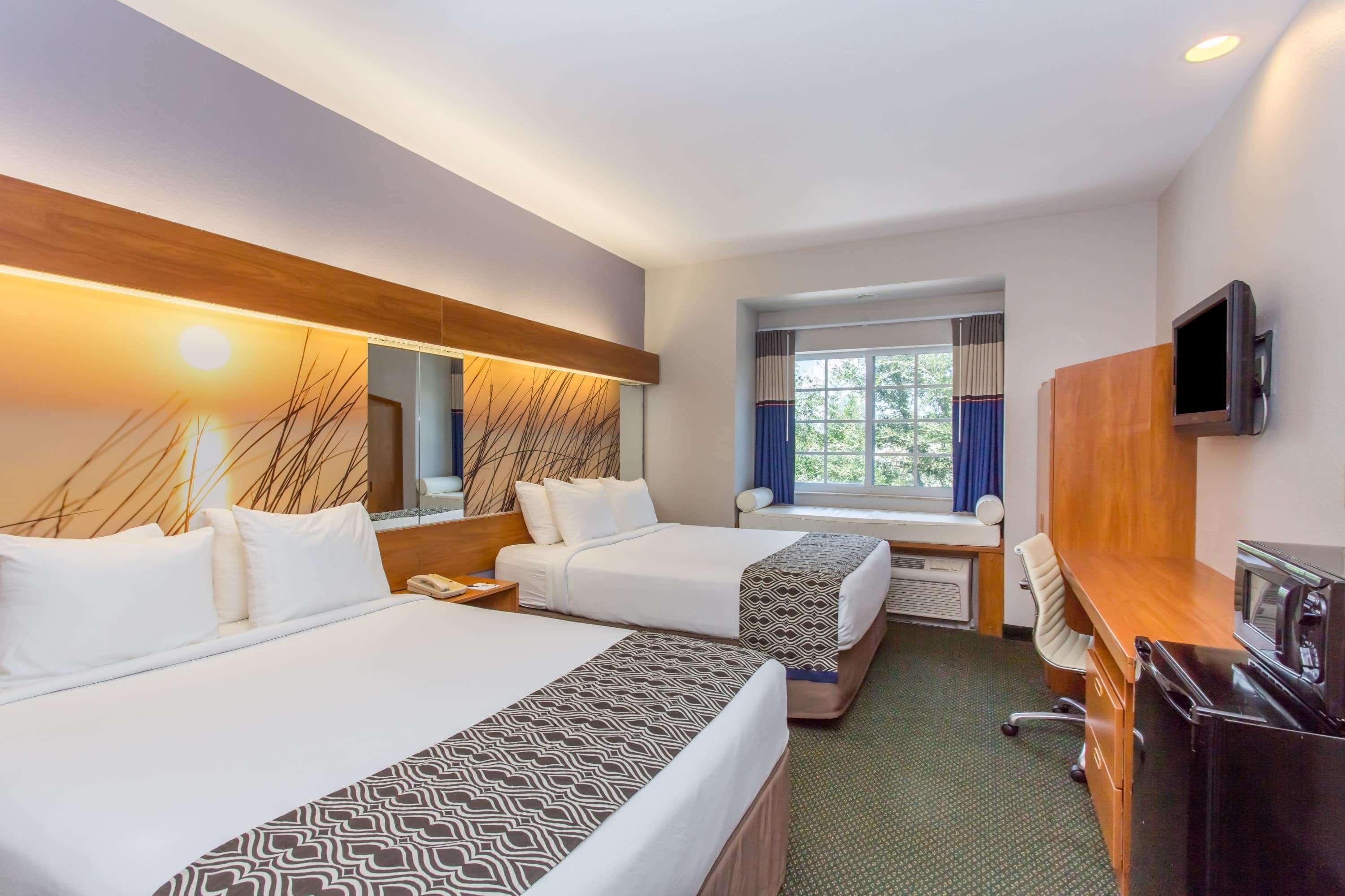 Microtel Inn & Suites By Wyndham Port Charlotte Punta Gorda Exterior foto