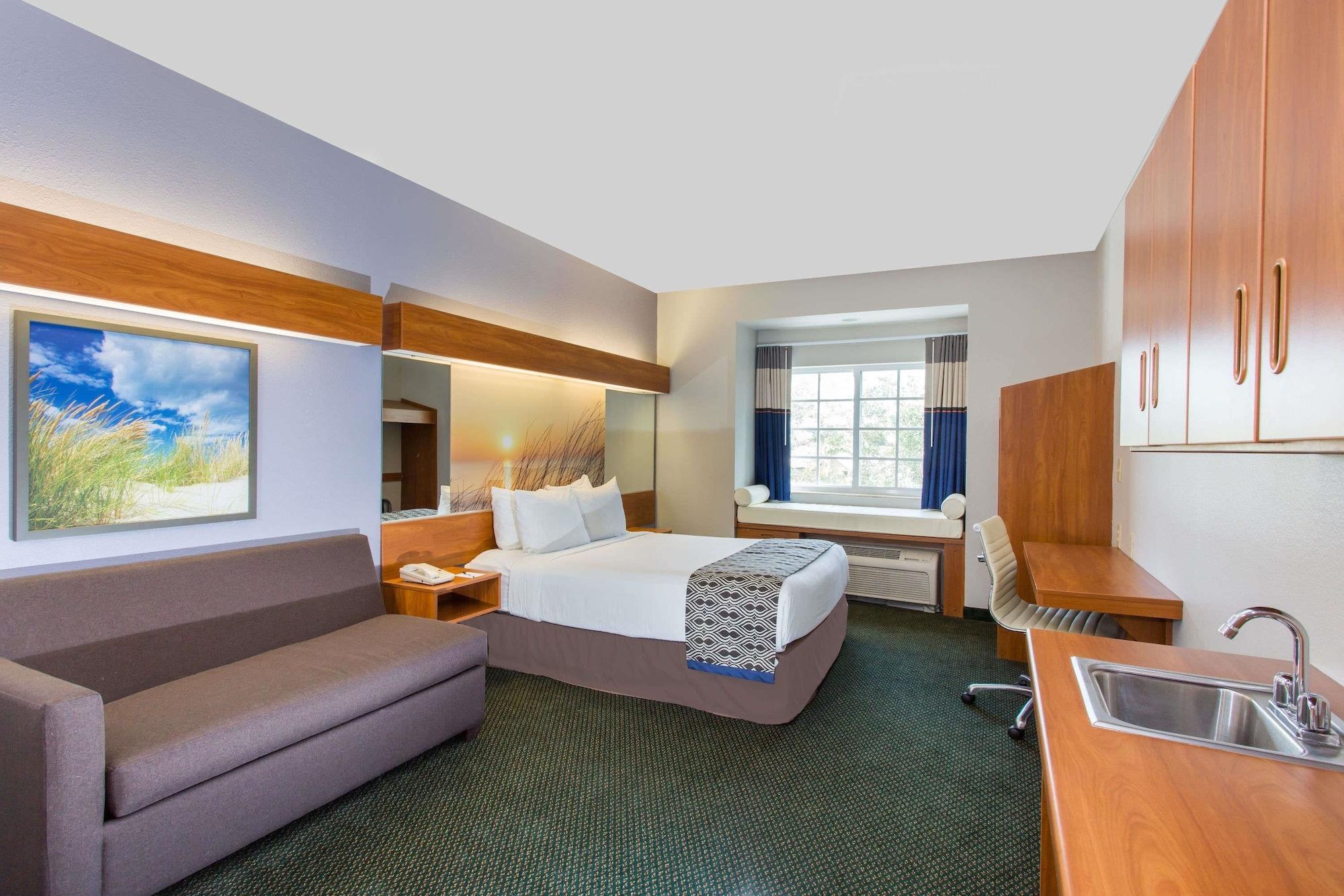 Microtel Inn & Suites By Wyndham Port Charlotte Punta Gorda Exterior foto